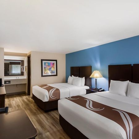 Quality Inn & Suites ראונד רוק מראה חיצוני תמונה